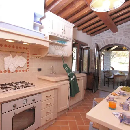 Amazing In With Swimming Pool Apecchio